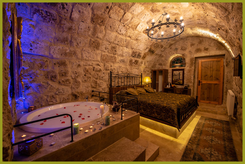 Premium Deluxe Mağara Oda Şehrazat Kapadokya Balayı Odası Jakuzi